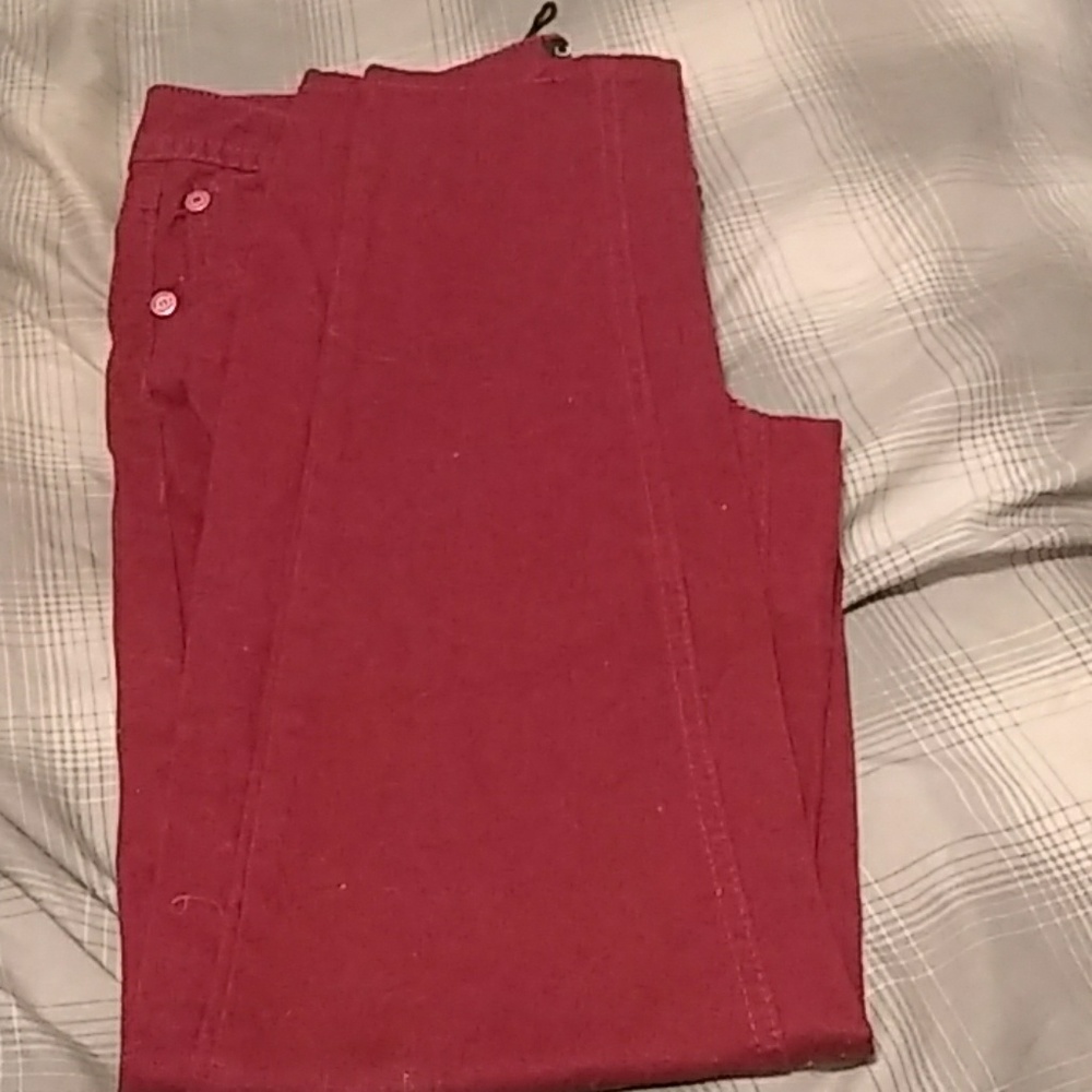 Red Jeans - Picture 2 of 3